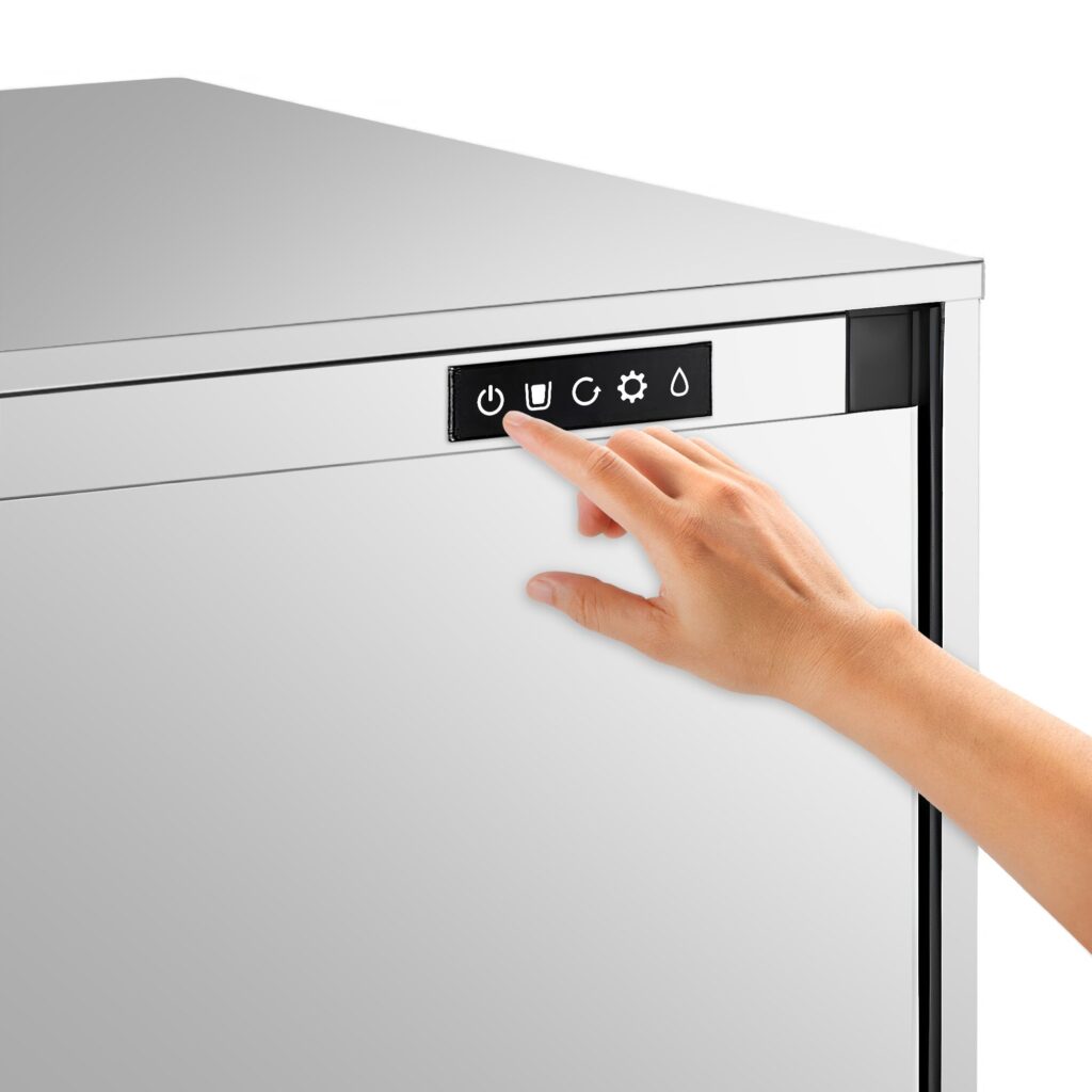 CEI40N_hand_inuse_detail_1_163017